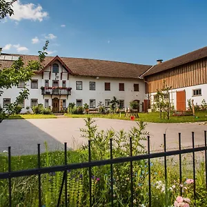 Apartment Brunnhuberhof, Waldkraiburg